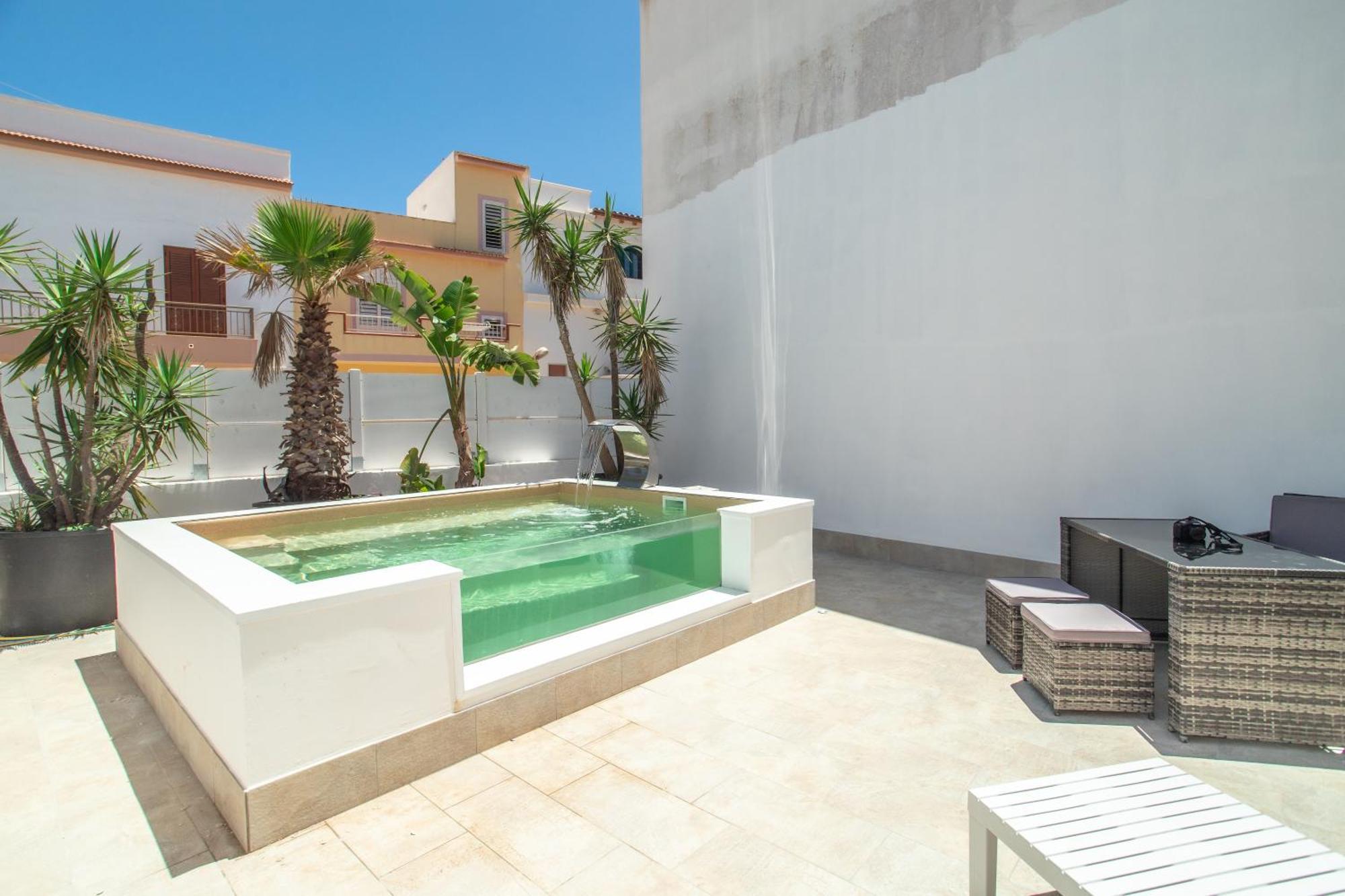 Le Grotte Hotel Lampedusa Exterior photo